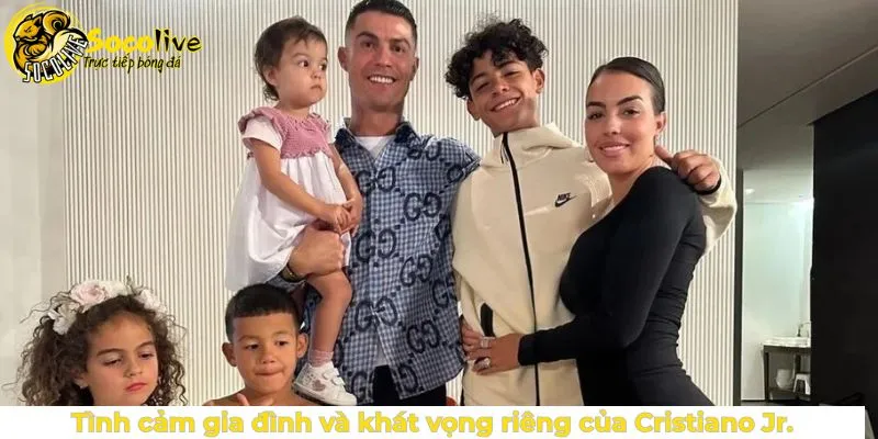 Tương lai con trai Ronaldo: Bồ Đào Nha chưa chắc là đích đến 5 Ronaldo Jr luôn tự hào về cha và gia đình